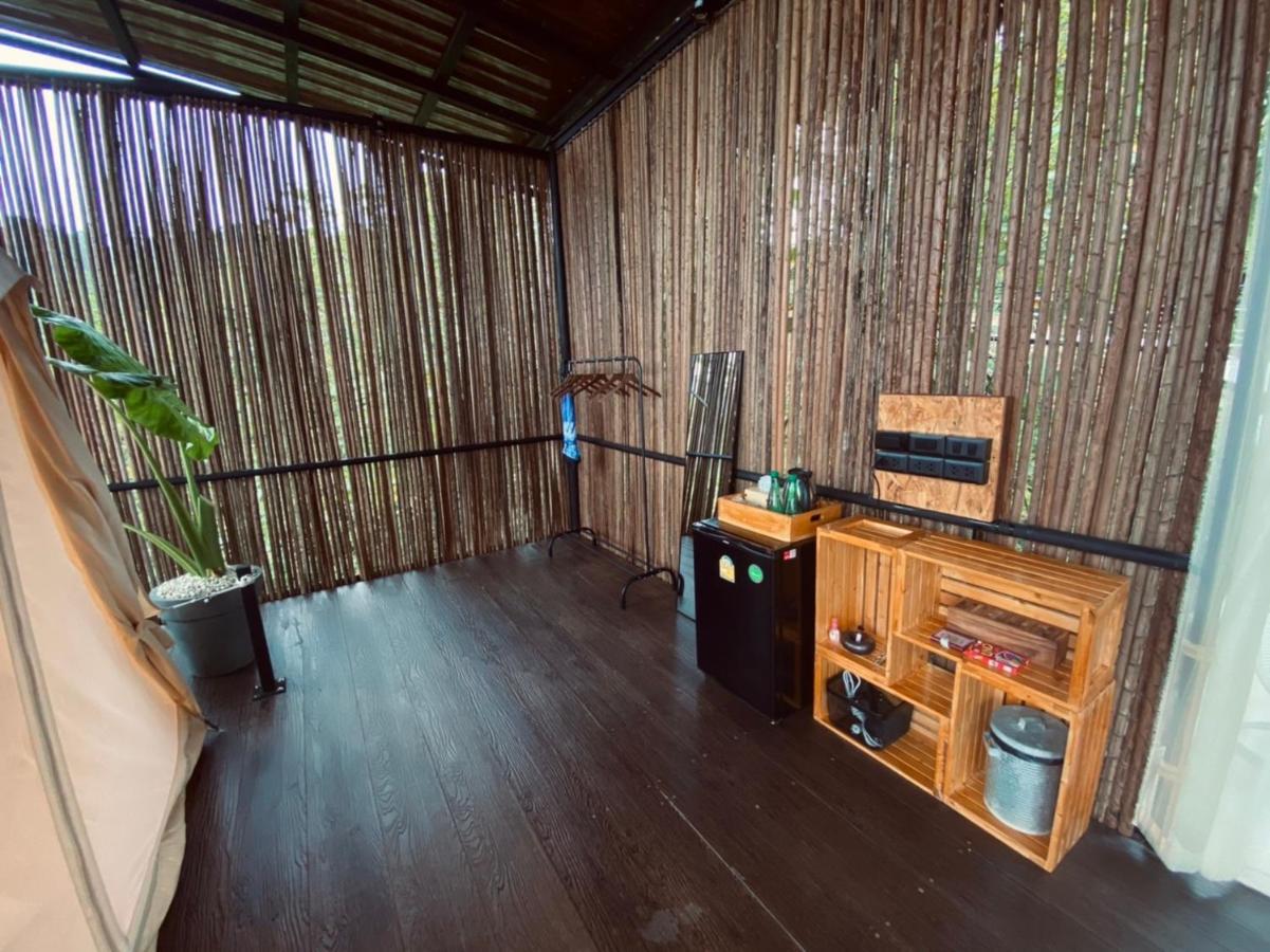 Tanoshi Glamping In Khao Sok Hotel Khao Sok National Park Exterior photo